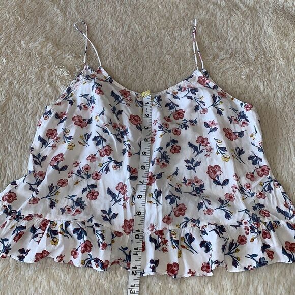 White floral print crop top - Picture 15 of 16